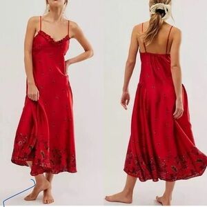 Free People Intimately On My Own Printed Maxi Midi dress Slip size small nwt